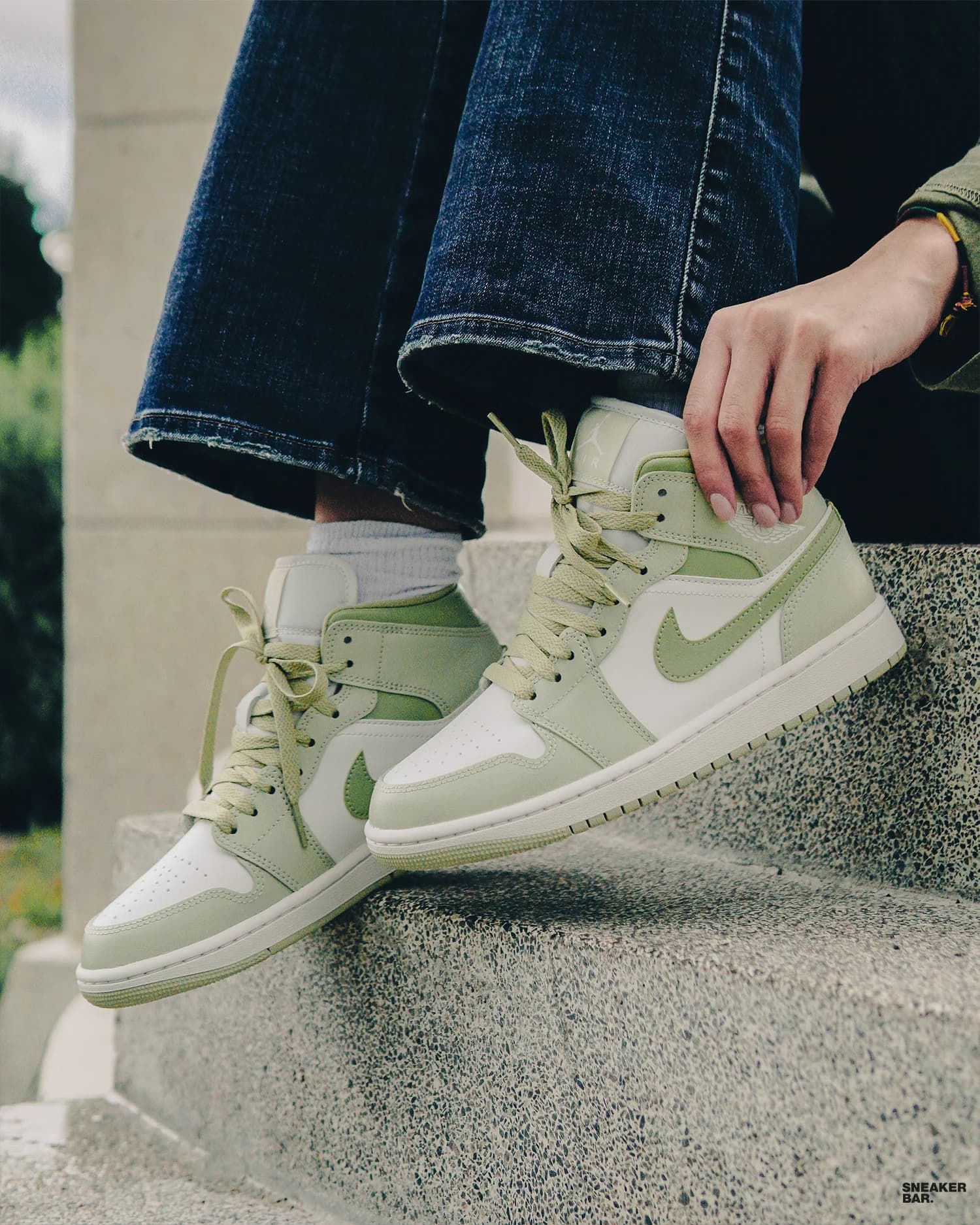 Air Jordan 1 Mid