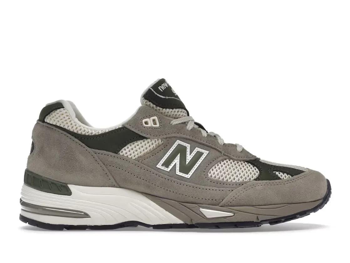 New Balance 991