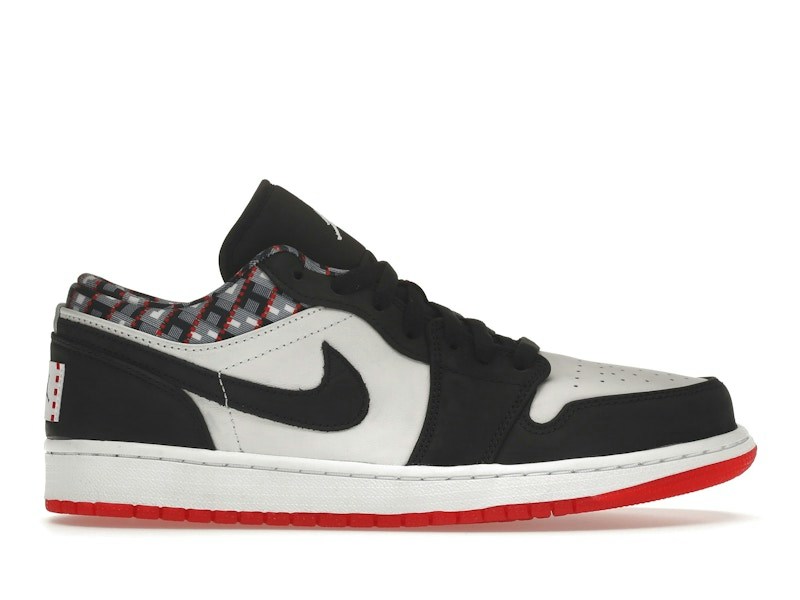 Nike Air Jordan 1 Low Q54