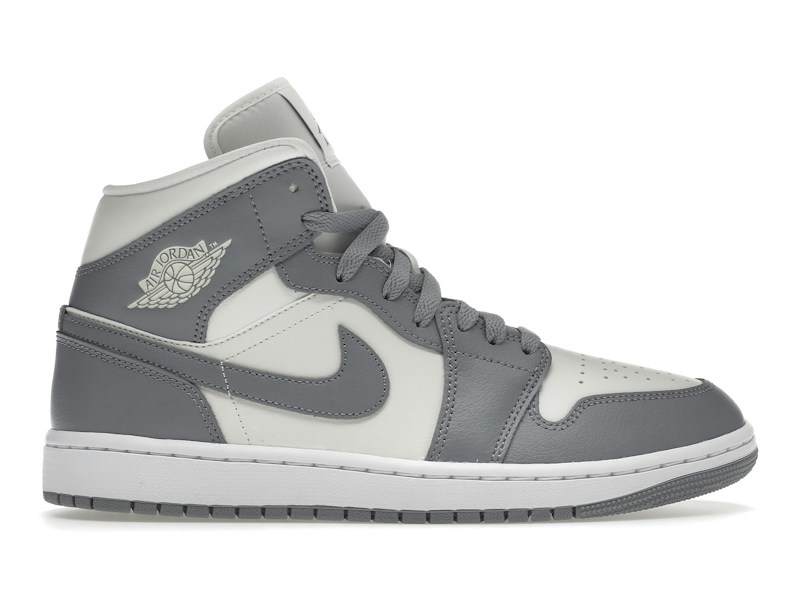 Nike Jordan 1 Mid Stealth