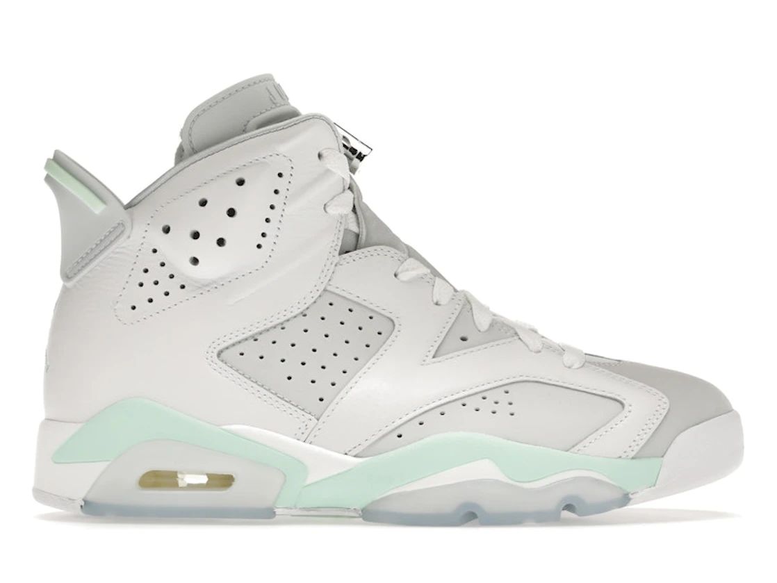 Nike Jordan Brand Air 6 Retro Wmns