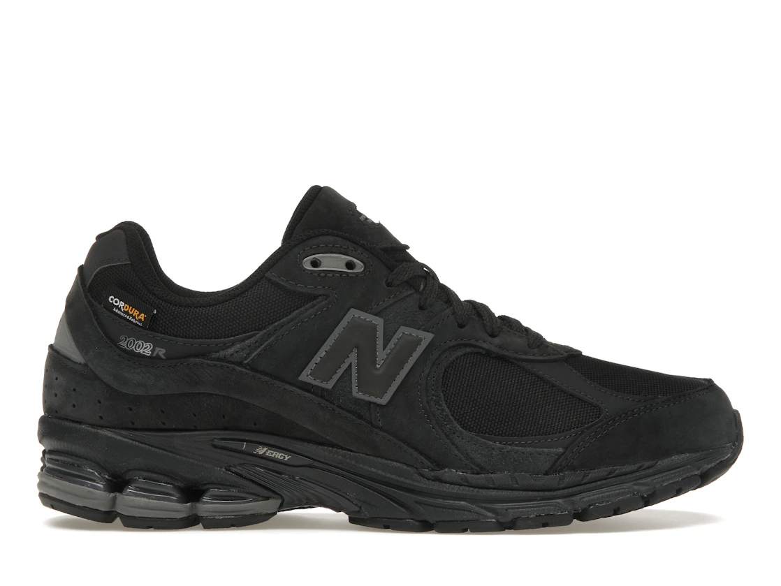 New Balance M2002 Unisex