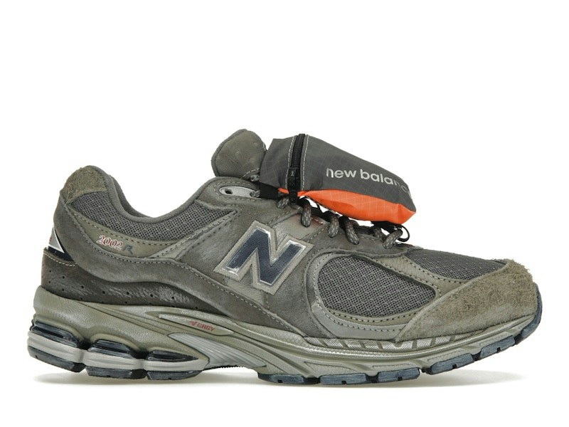 New Balance 2002R
