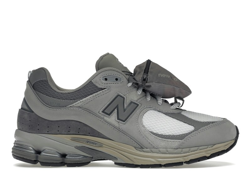 New Balance 2002R