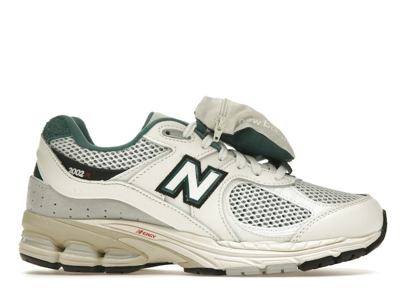 New Balance 2002R