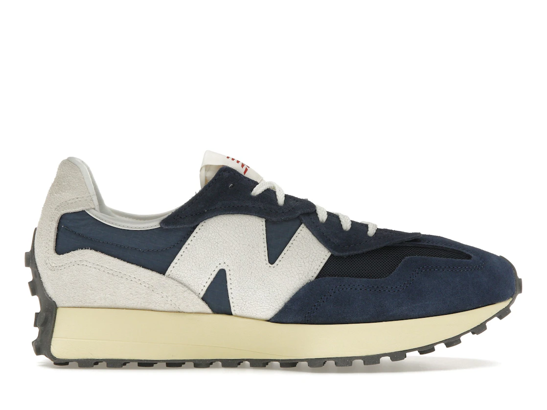 New Balance 327