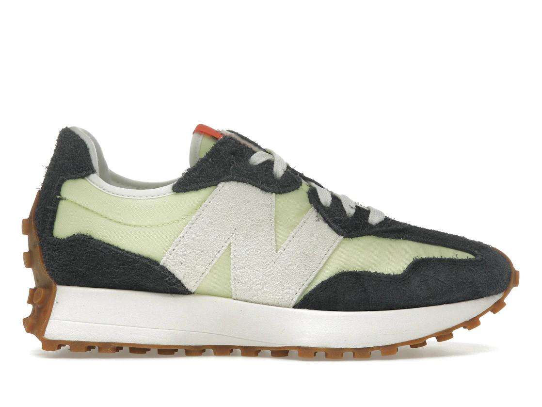 New Balance 327