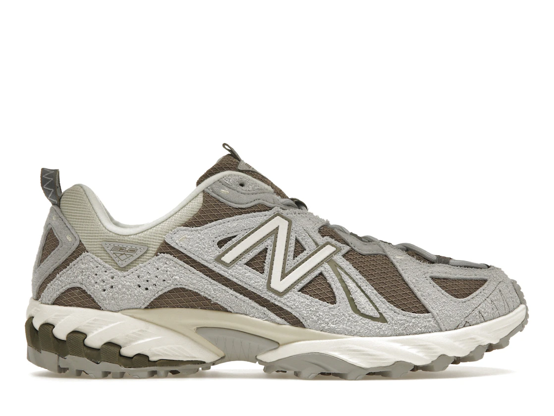 New Balance 610