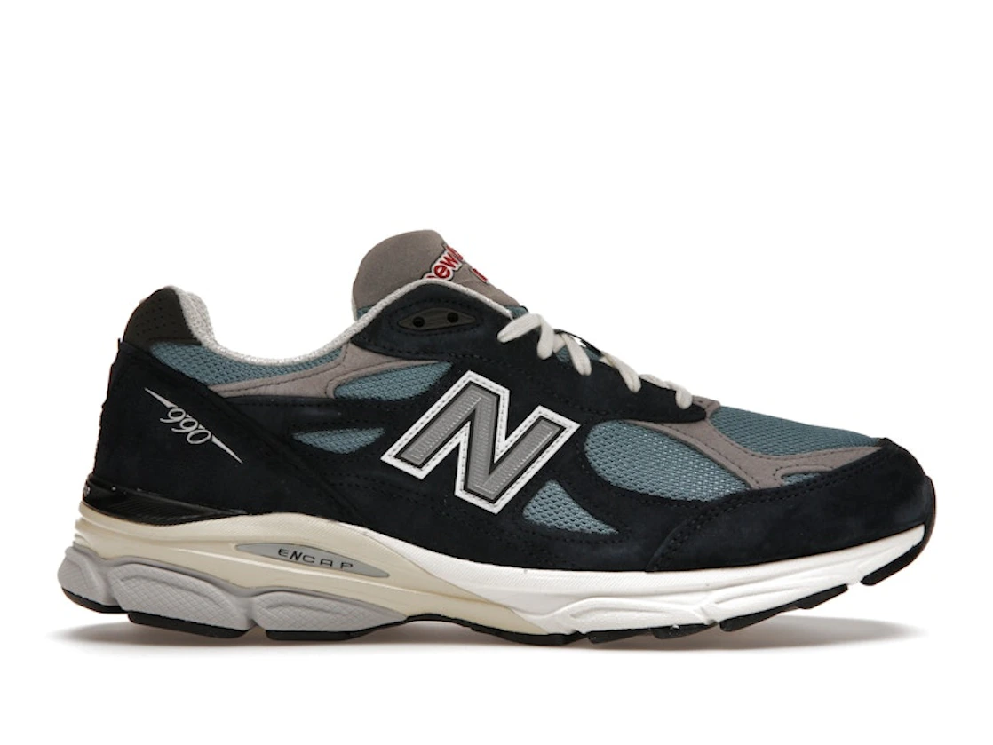 New Balance 990v3