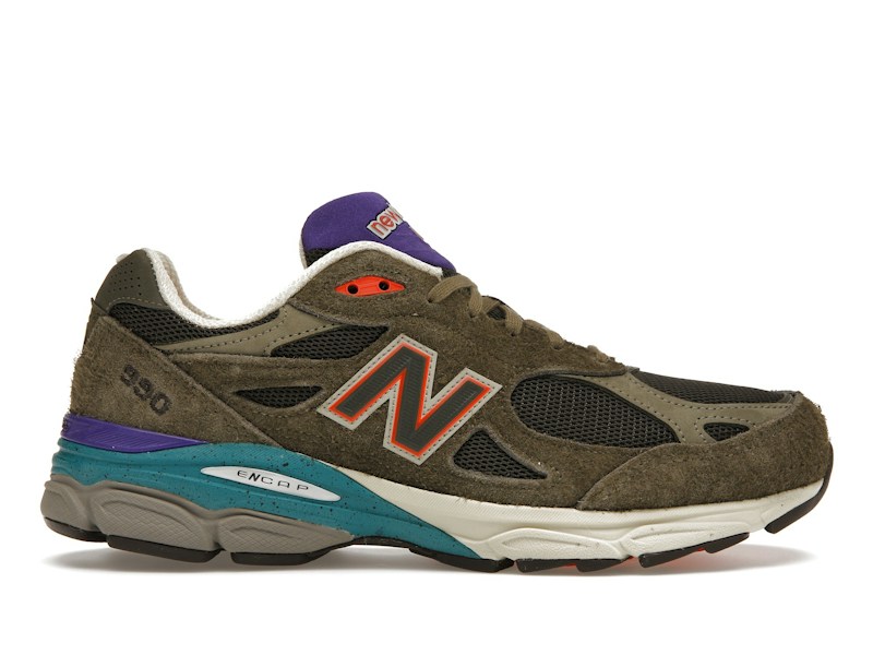 New Balance 990v3
