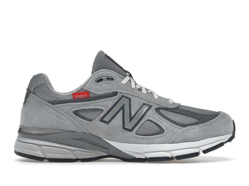 New Balance 990v4
