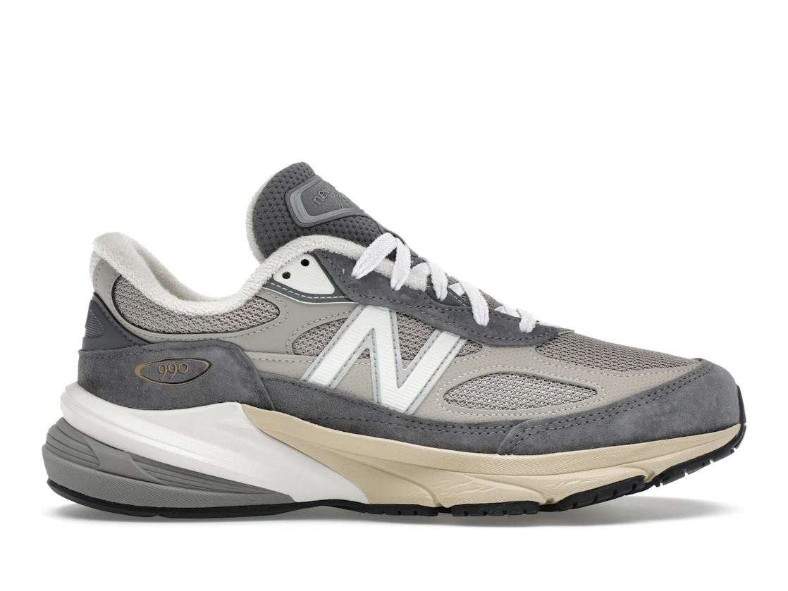 New Balance 990v6