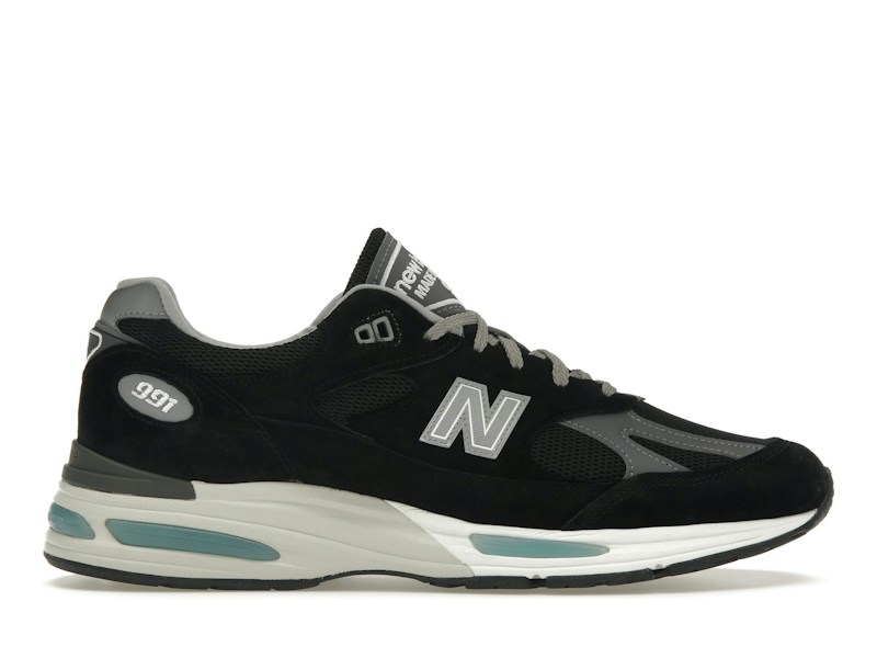 New Balance 991 v2