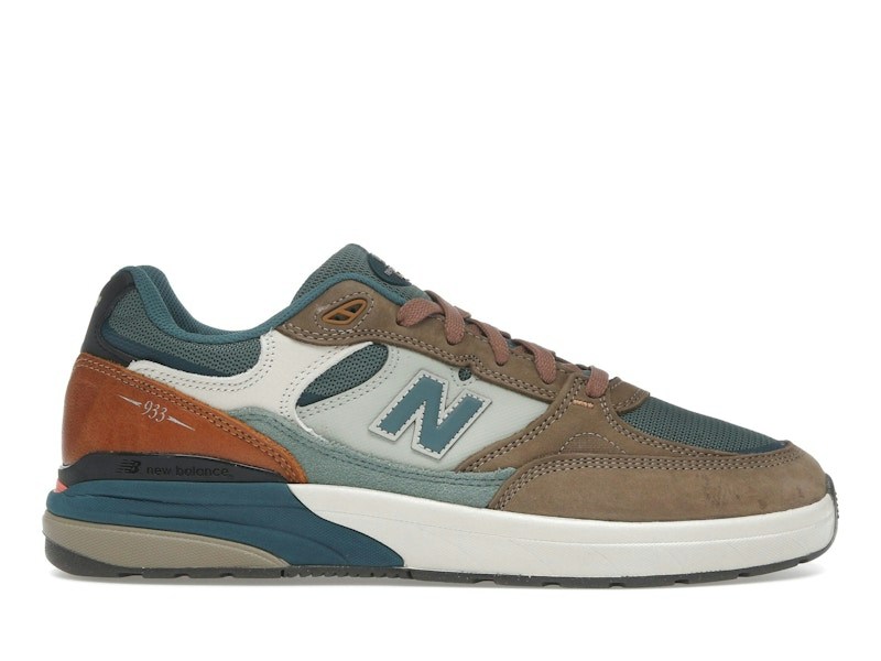 New Balance Andrew Reynolds x Numeric 933 Mushroom Spruce