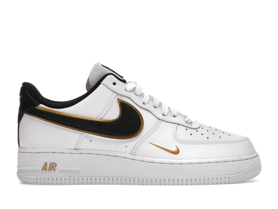 Nike Air Force 1 07 LV8