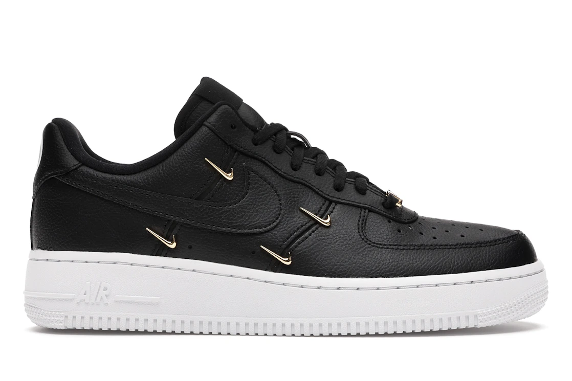 Nike Air Force 1 07 LX