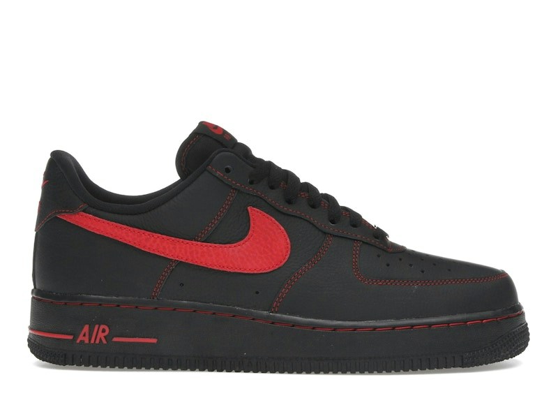 Nike Air Force 1 '07 LV8