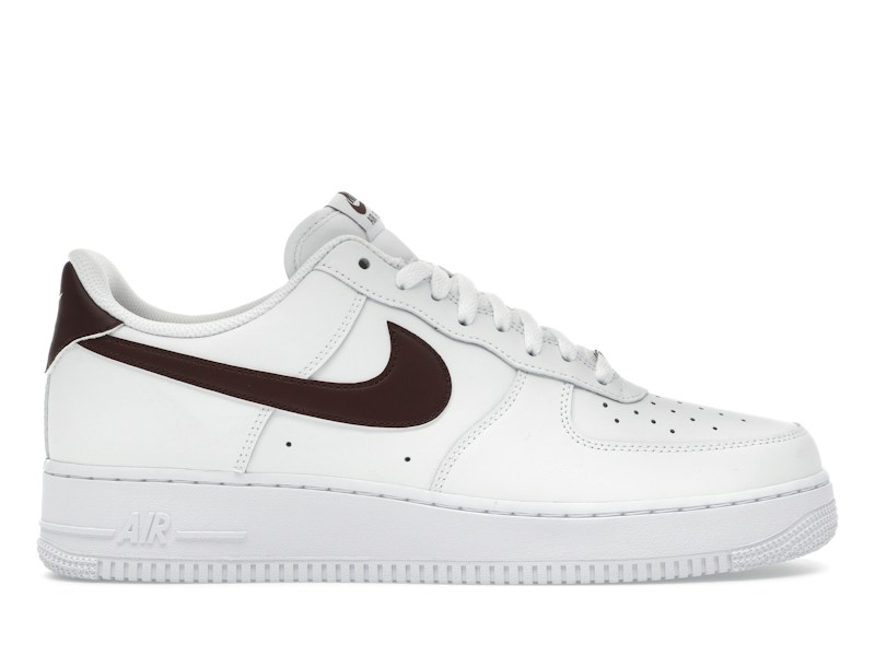 Nike Air Force 1 07