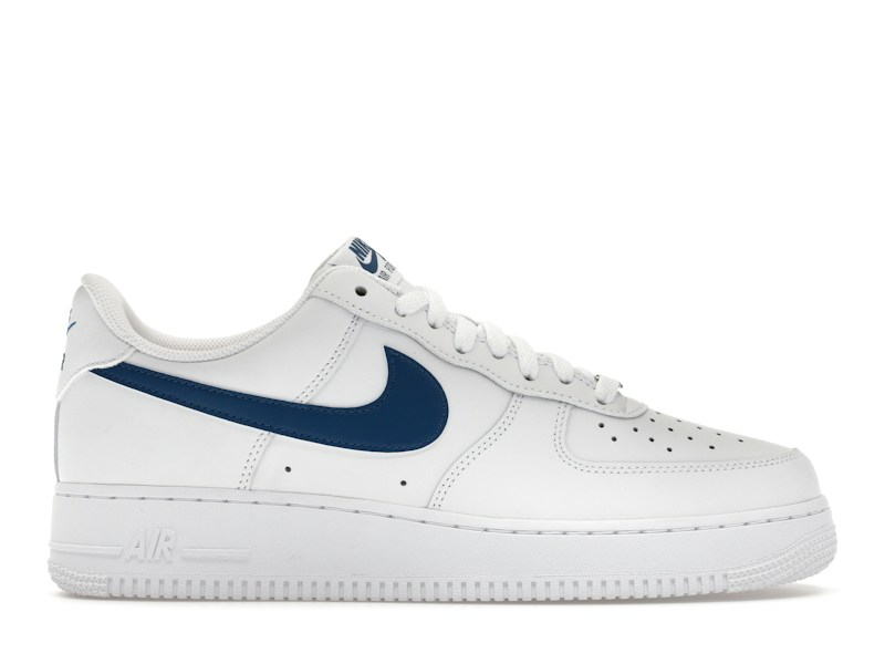 Nike Air Force 1 07