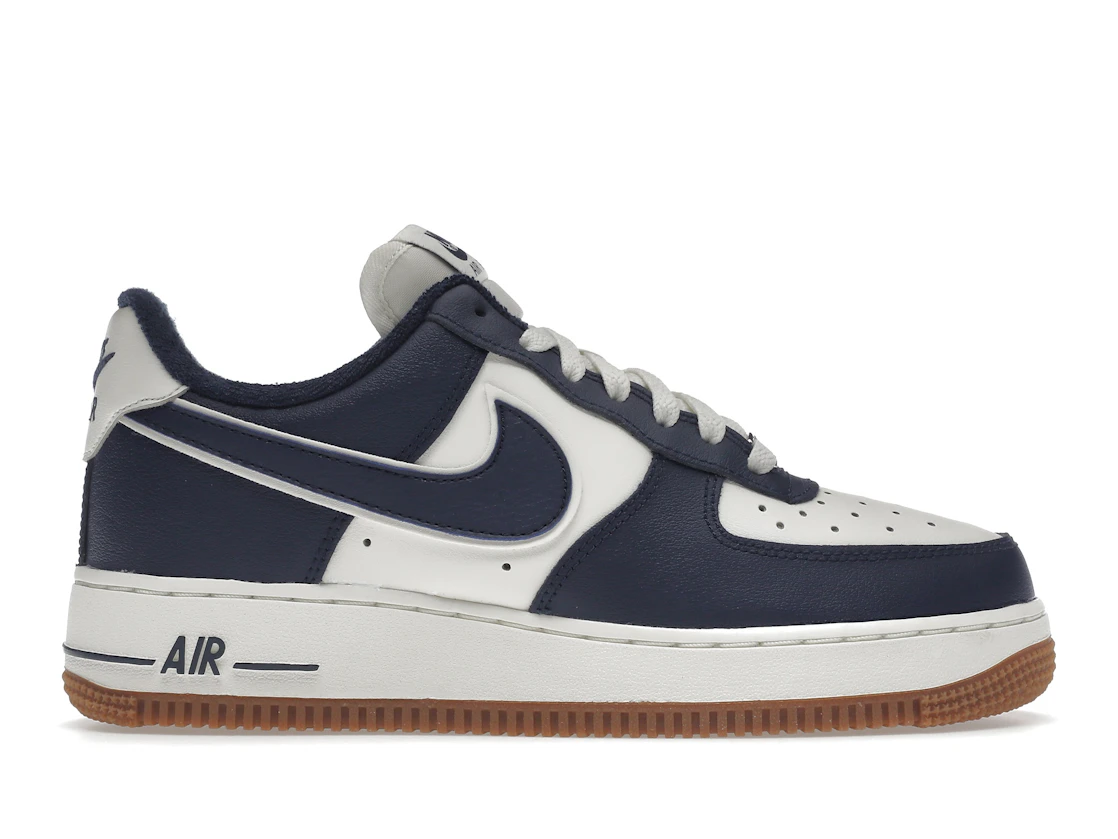 Nike Air Force 1 07 Lv8