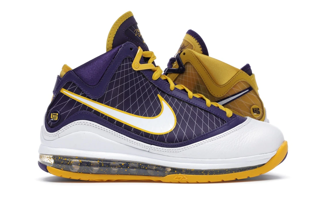 Nike LeBron 7
