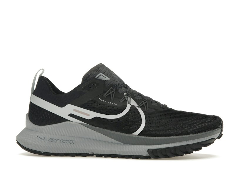 Nike React Pegasus Trail 4