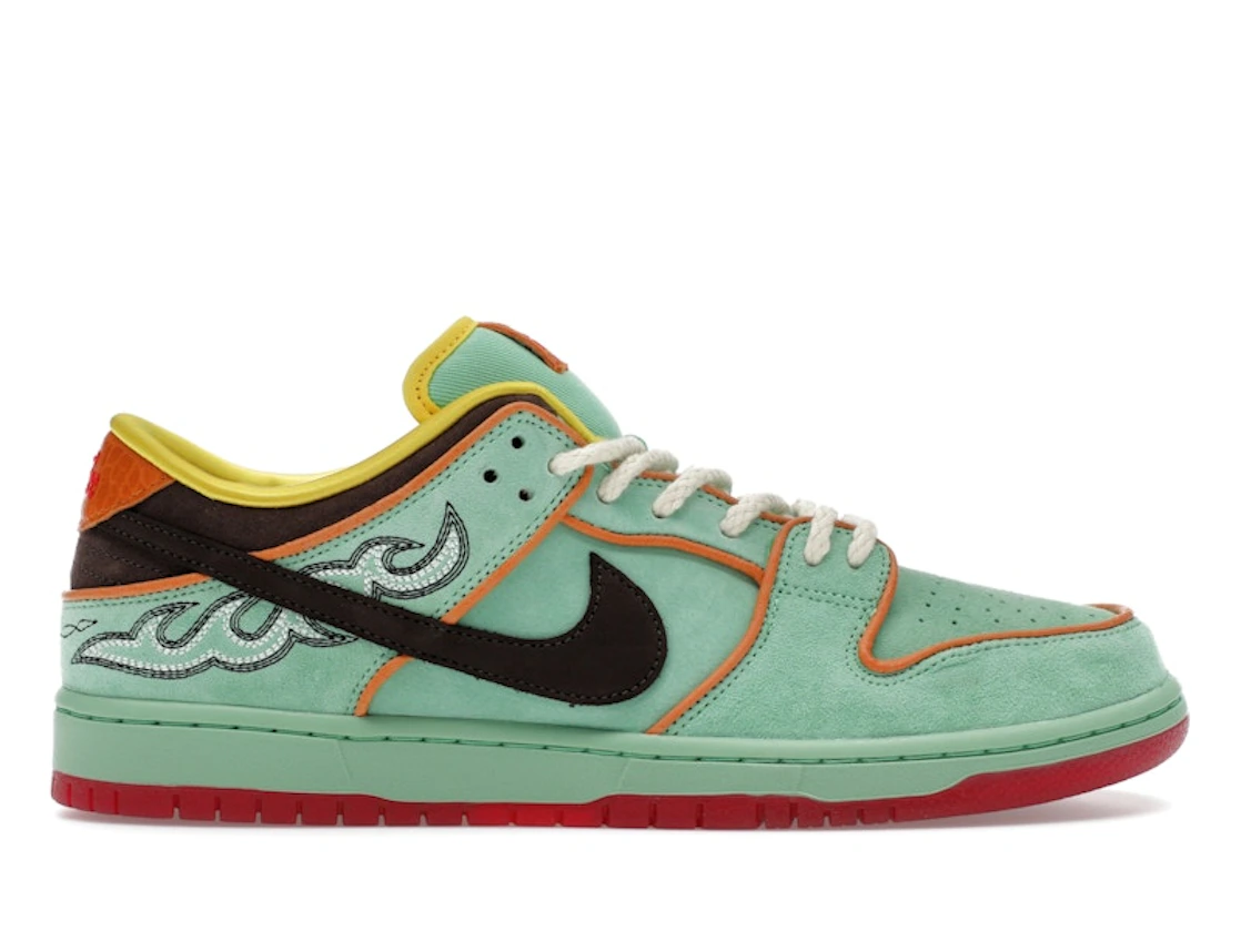 Nike SB Dunk Low
