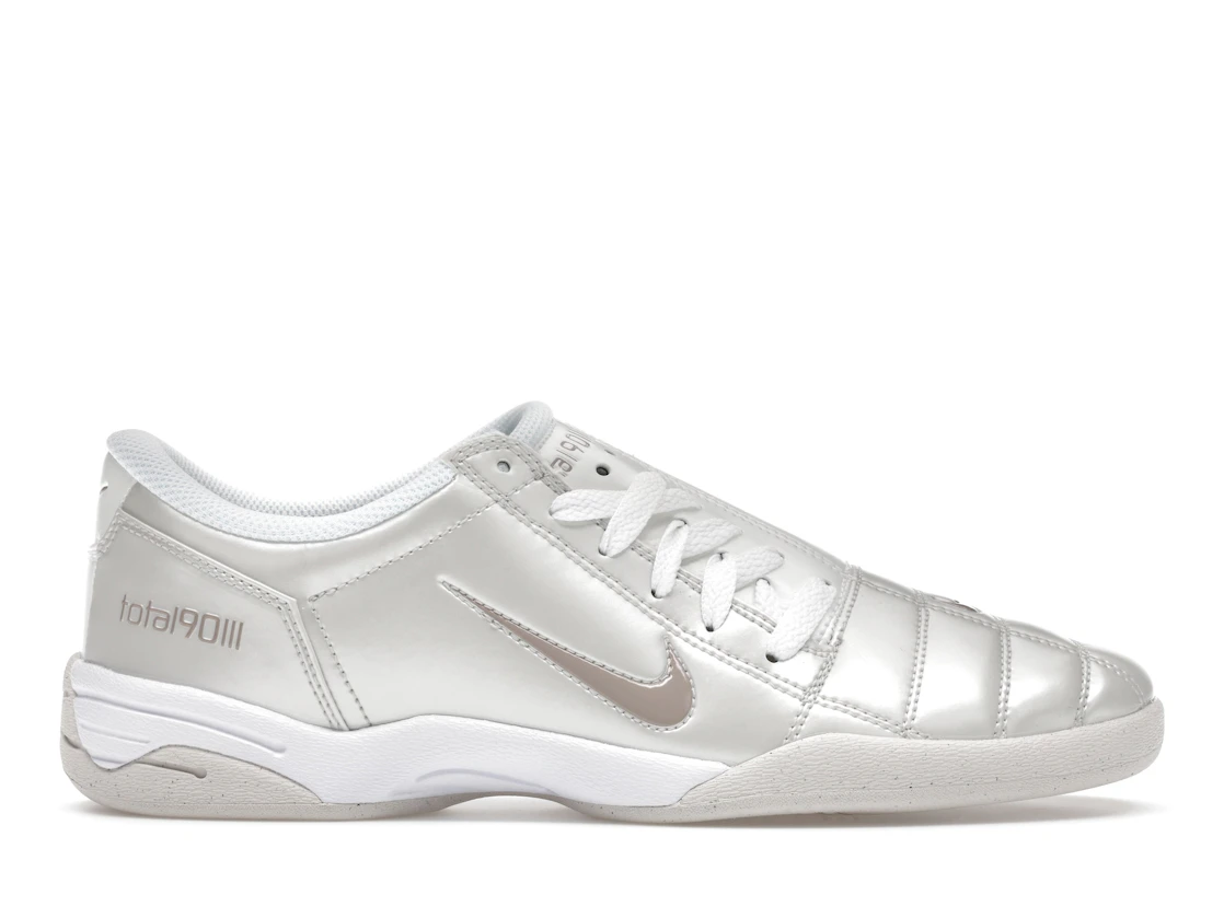 Nike Total 90