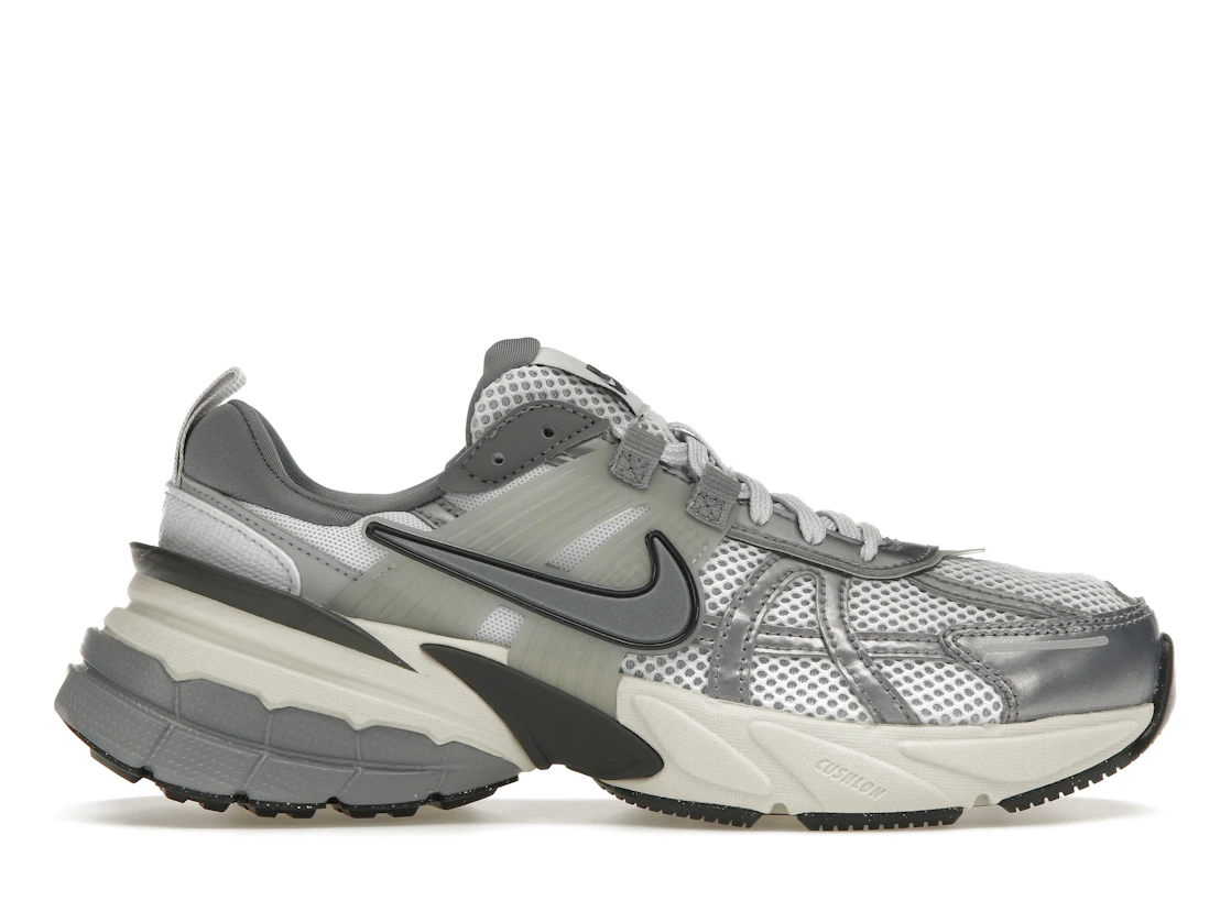 Nike V2K Run Pure Platinum Wolf Grey