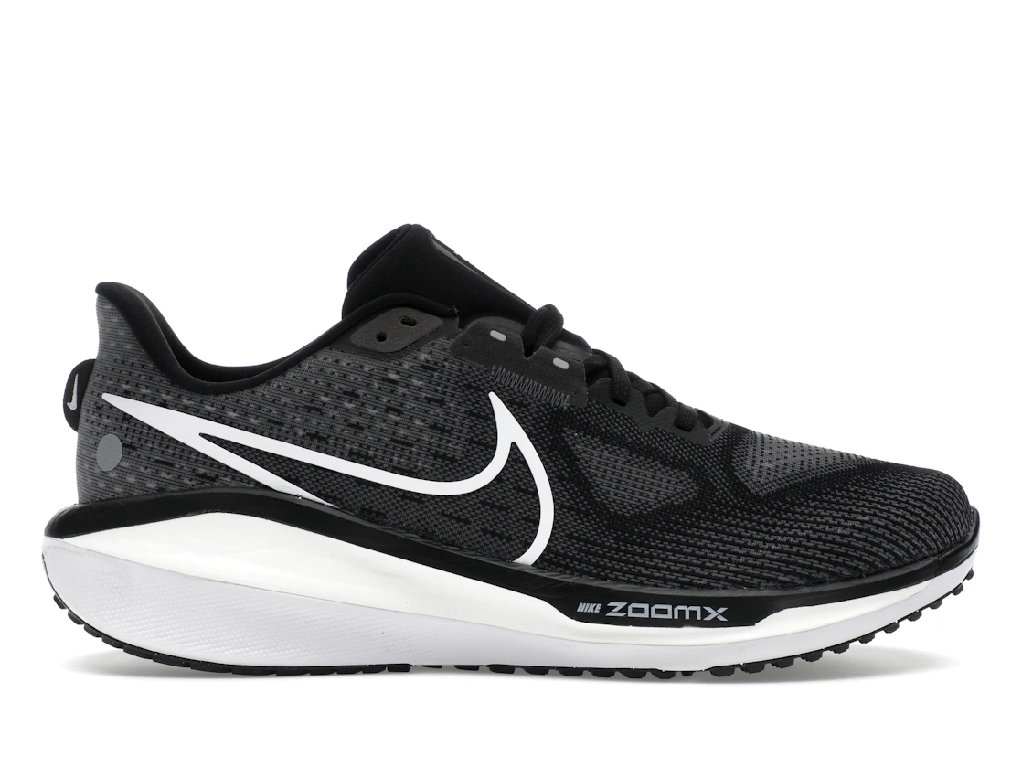 Nike Vomero 17