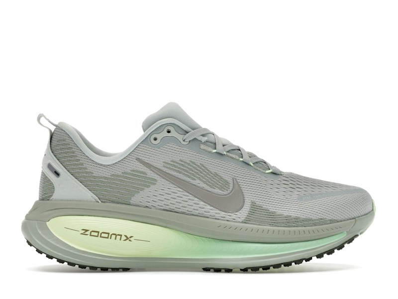 Nike Vomero 18
