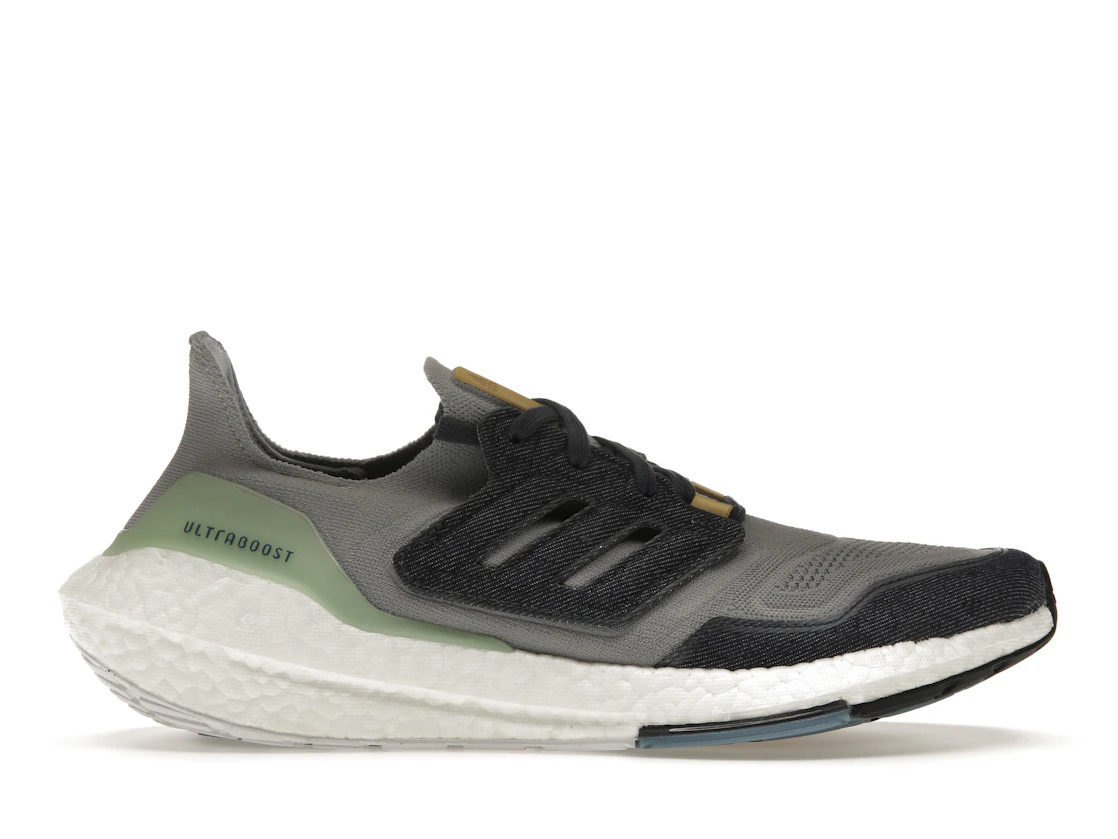 Adidas Ultra Boost 22 Halo Silver