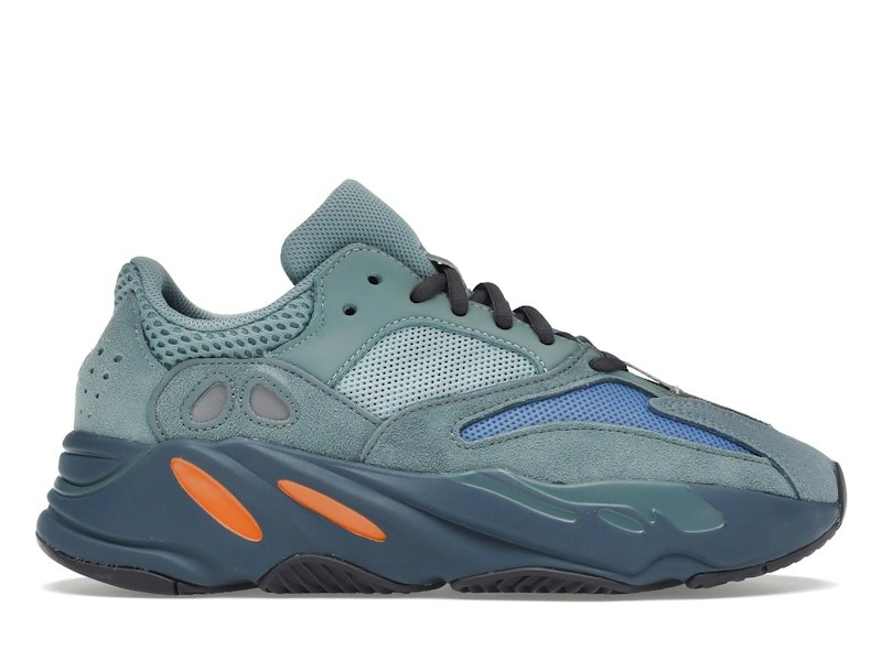 Adidas Yeezy Boost 700