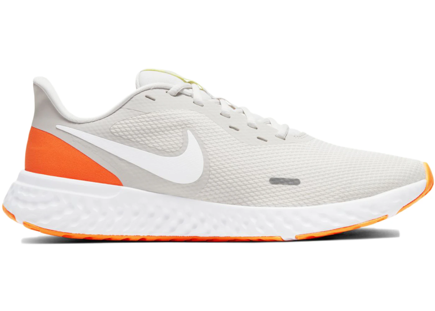 Nike Revolution 5