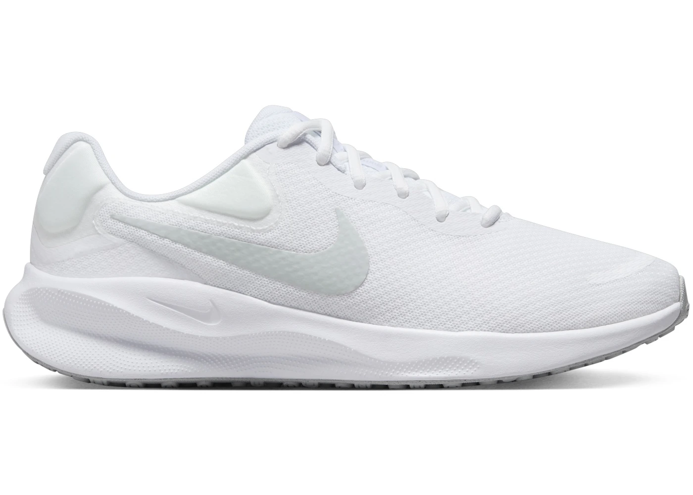 Nike Revolution 7